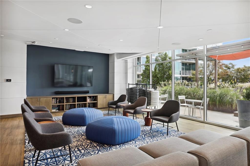 943 Peachtree Street NE Unit 1606