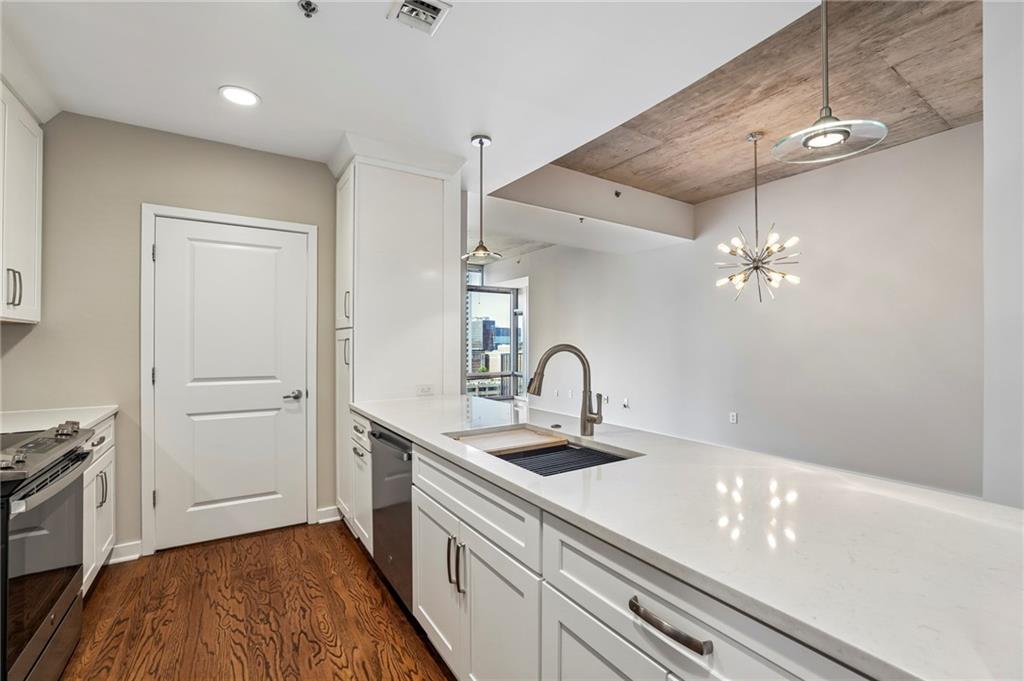 943 Peachtree Street NE Unit 1606