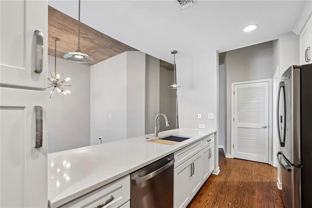 943 Peachtree Street NE Unit 1606