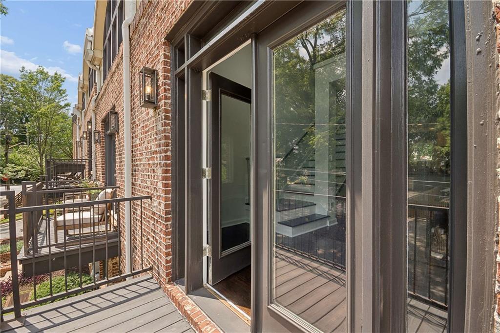 142 Moreland Avenue SE Unit 204