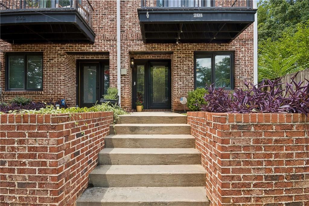 142 Moreland Avenue SE Unit 204