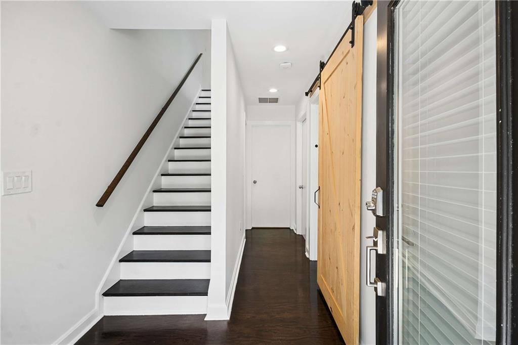 142 Moreland Avenue SE Unit 204