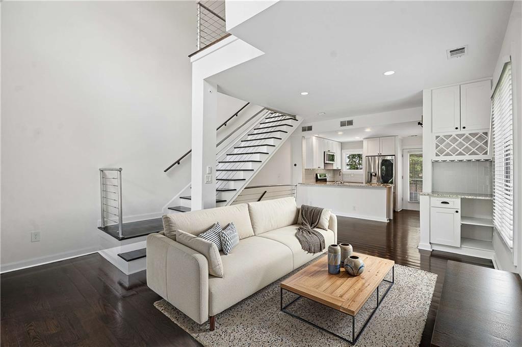 142 Moreland Avenue SE Unit 204