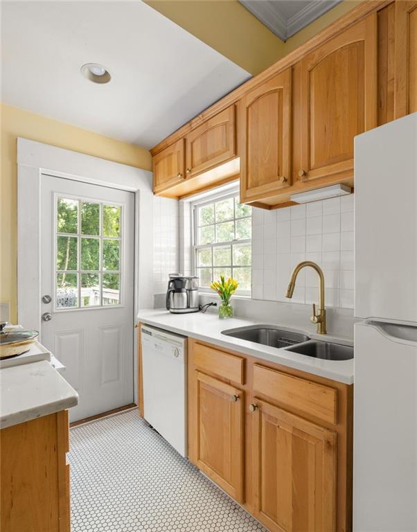 737 Barnett Street NE Unit B6