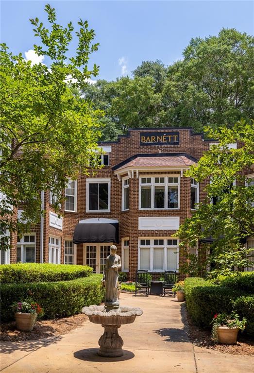 737 Barnett Street NE Unit B6
