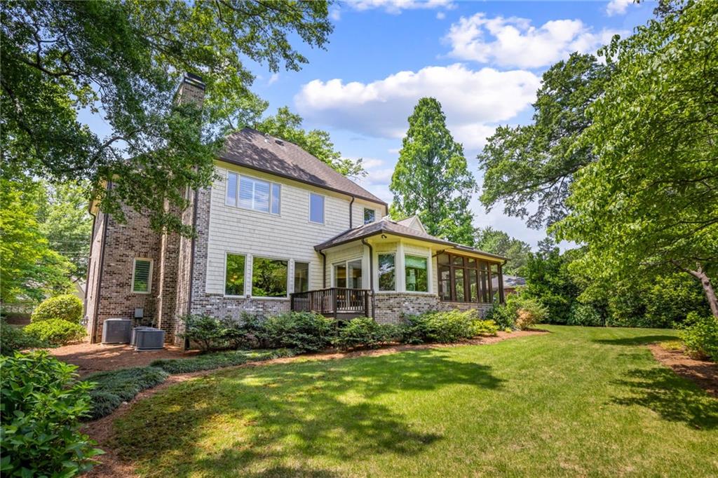 2719 Ashford Road NE