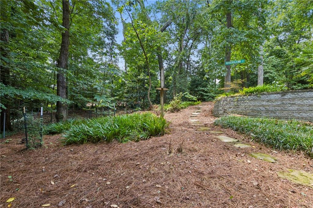 2383 Riverglenn Circle