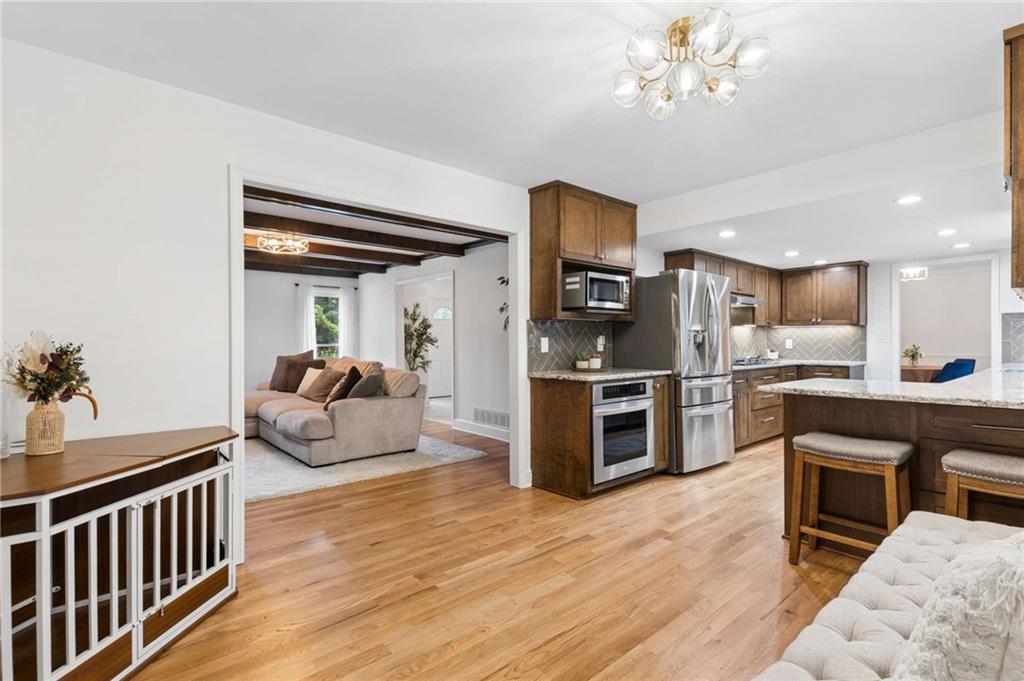 2383 Riverglenn Circle