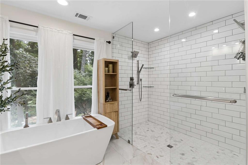 2383 Riverglenn Circle