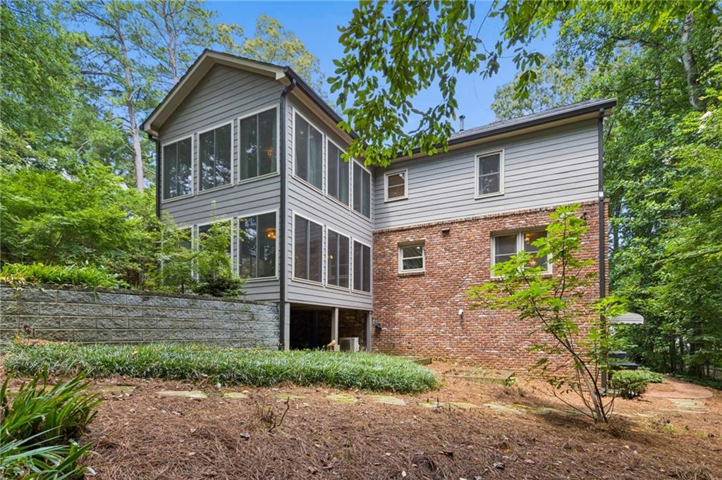 2383 Riverglenn Circle