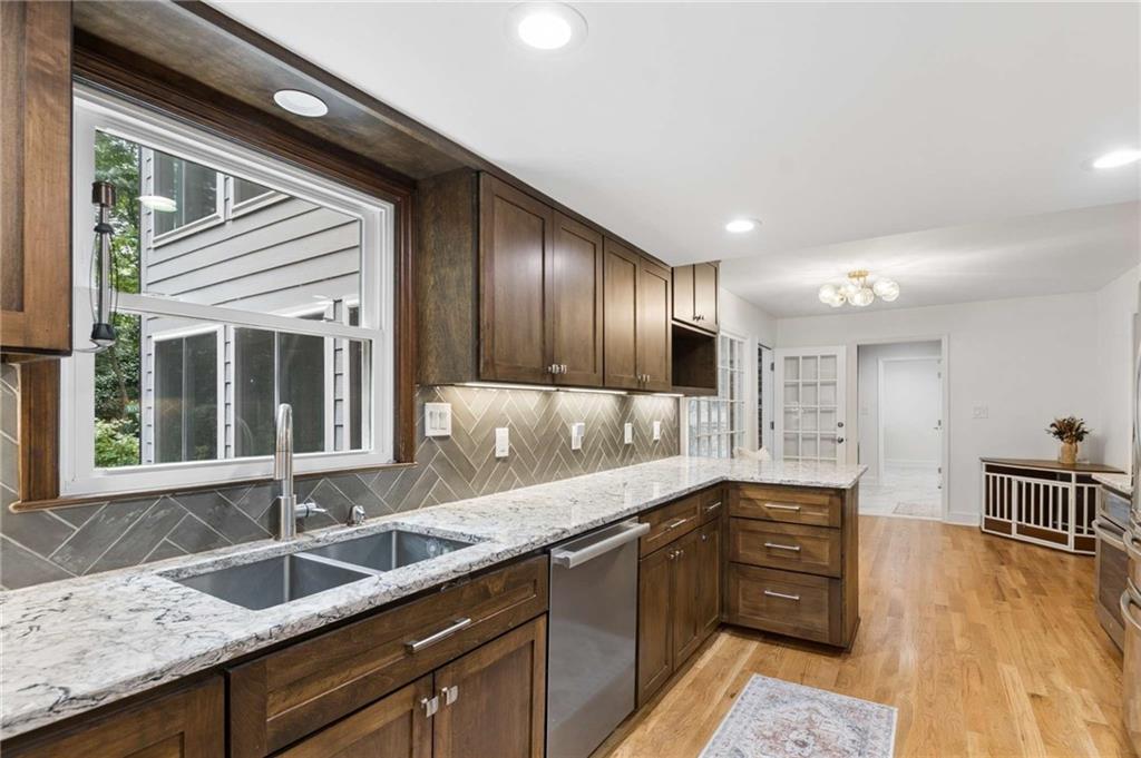 2383 Riverglenn Circle