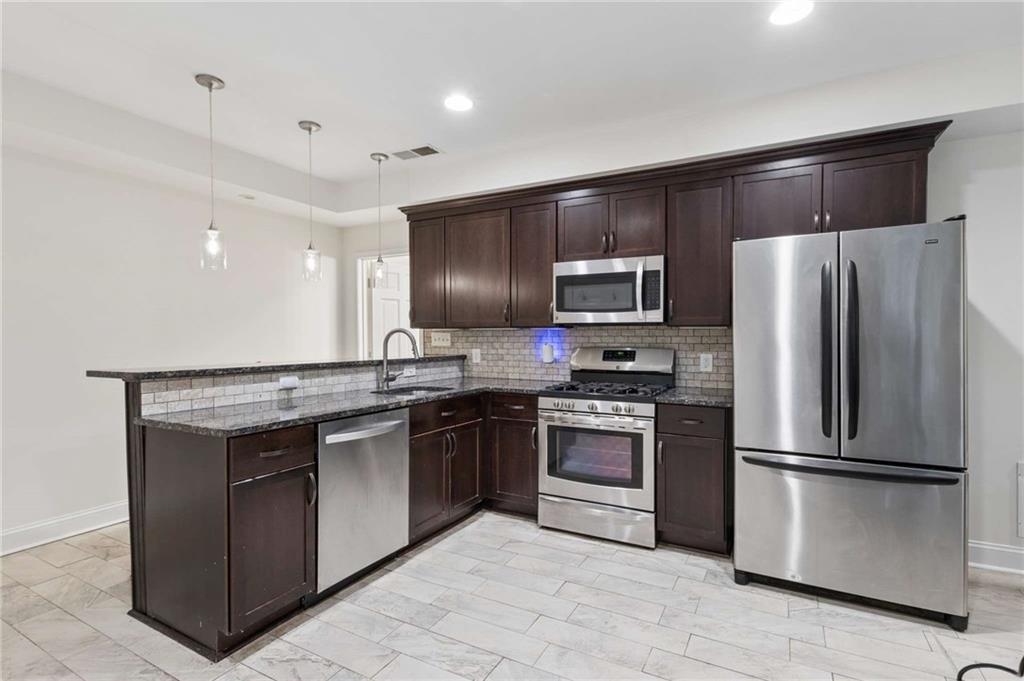 2383 Riverglenn Circle
