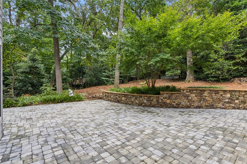 2383 Riverglenn Circle