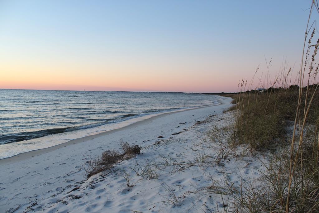 614 Tide Water Dr, Port St. Joe 32456