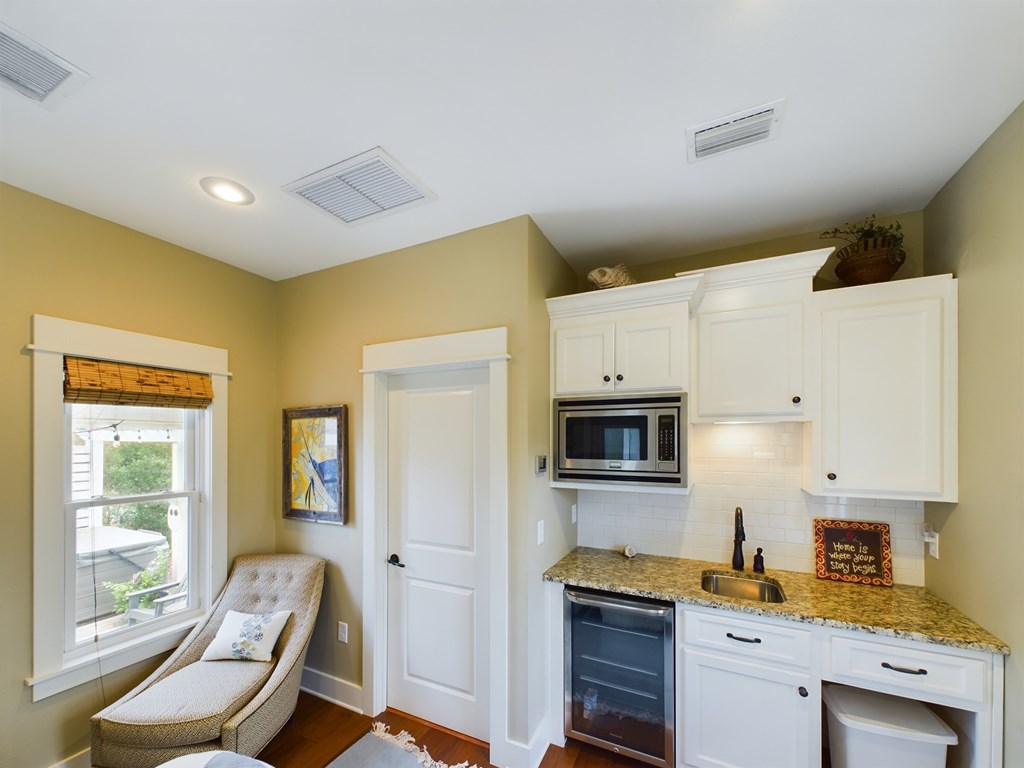 614 Tide Water Dr, Port St. Joe 32456