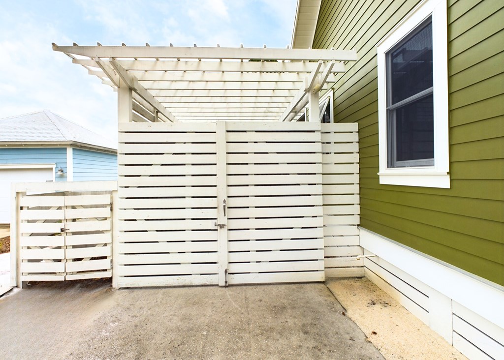 614 Tide Water Dr, Port St. Joe 32456