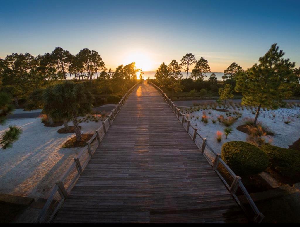 614 Tide Water Dr, Port St. Joe 32456