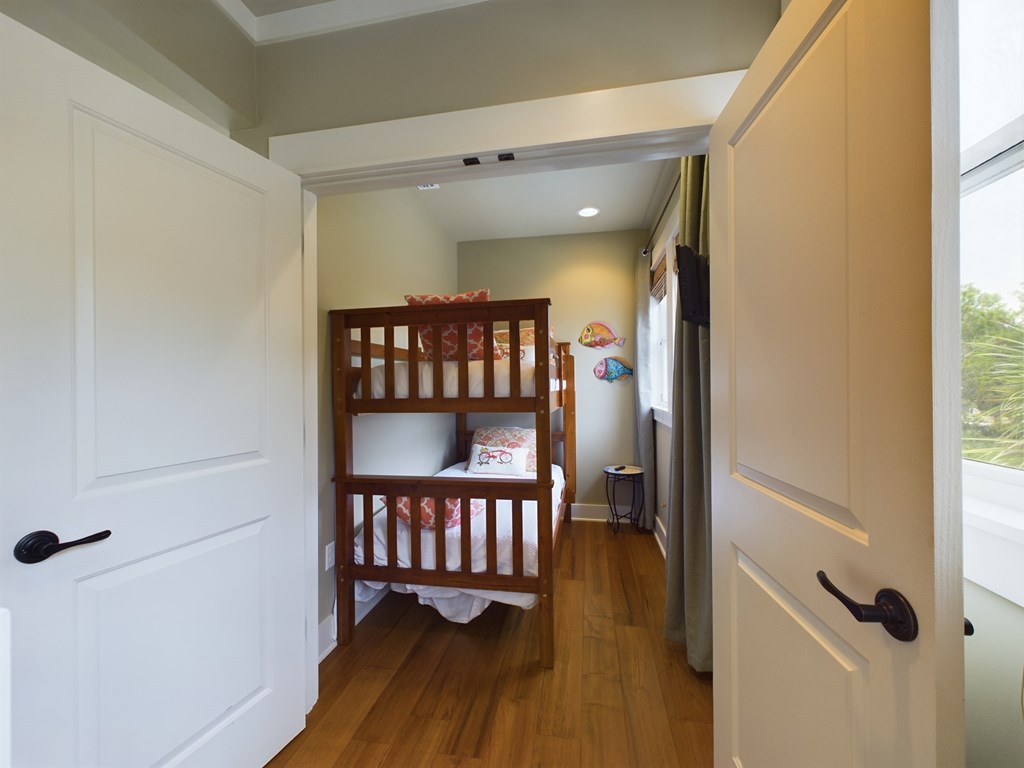 614 Tide Water Dr, Port St. Joe 32456