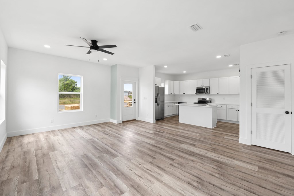 9442 Starfish Ave, Port St. Joe 32456