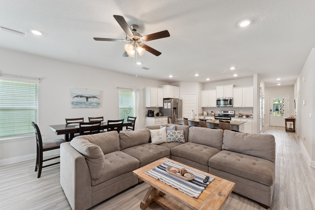 731 Backwater Rd, Port St. Joe 32456