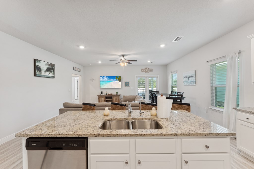 731 Backwater Rd, Port St. Joe 32456