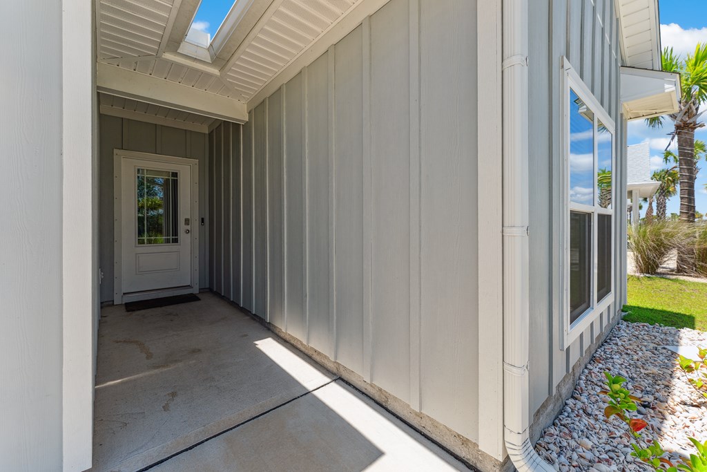 731 Backwater Rd, Port St. Joe 32456