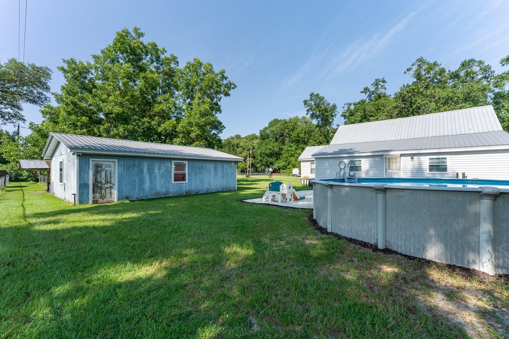 220 West Ave, 32465