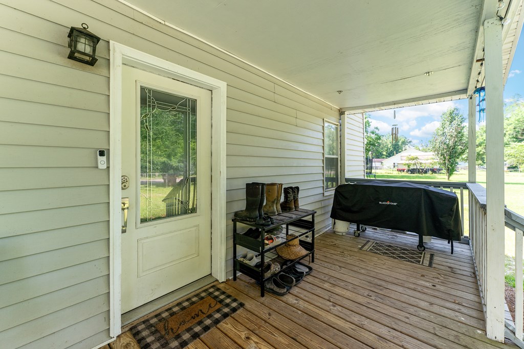 220 West Ave, 32465