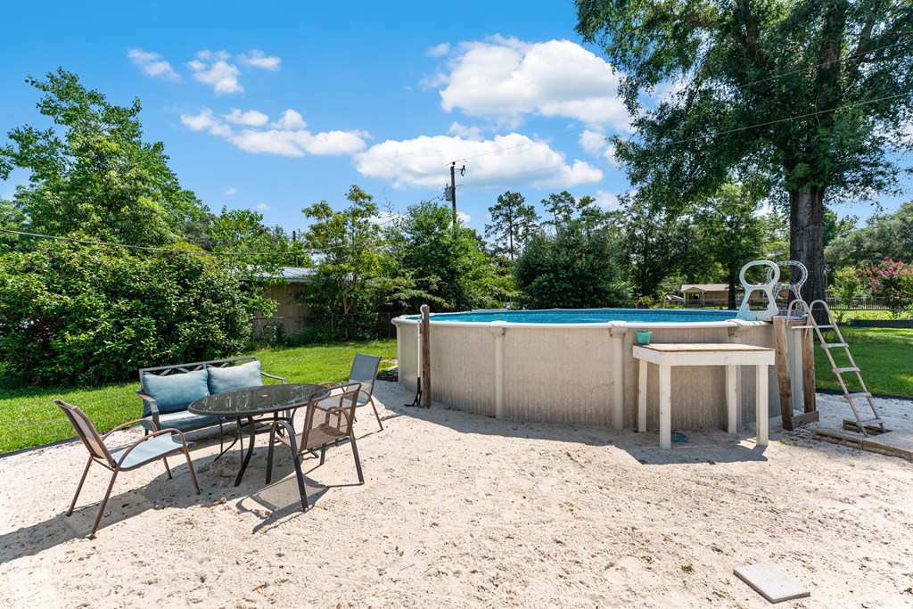 220 West Ave, 32465