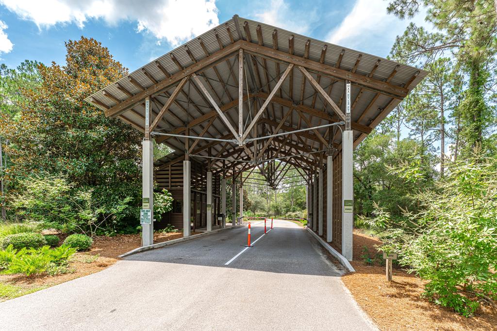 8405 Deepwater Creek Ln, 32413