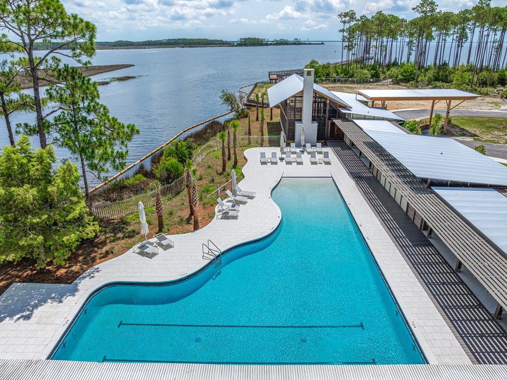 8405 Deepwater Creek Ln, 32413