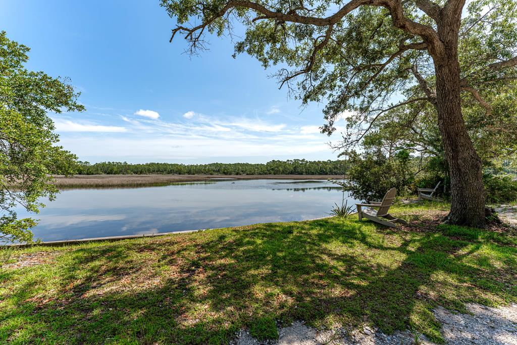 8405 Deepwater Creek Ln, 32413