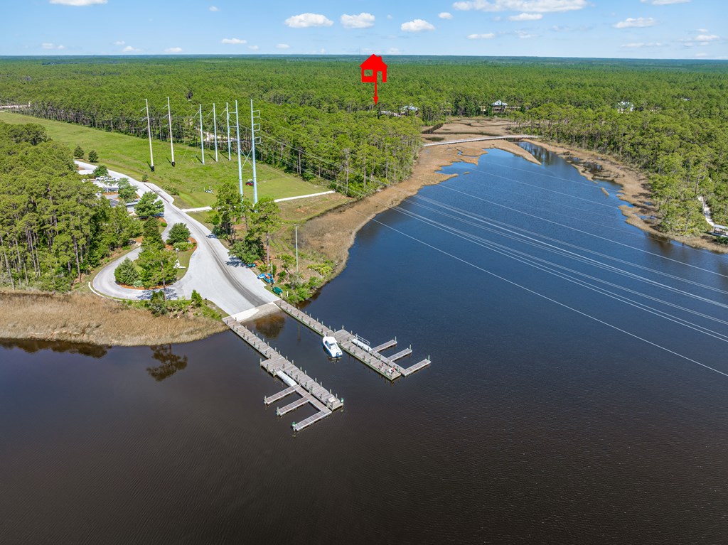 8405 Deepwater Creek Ln, 32413