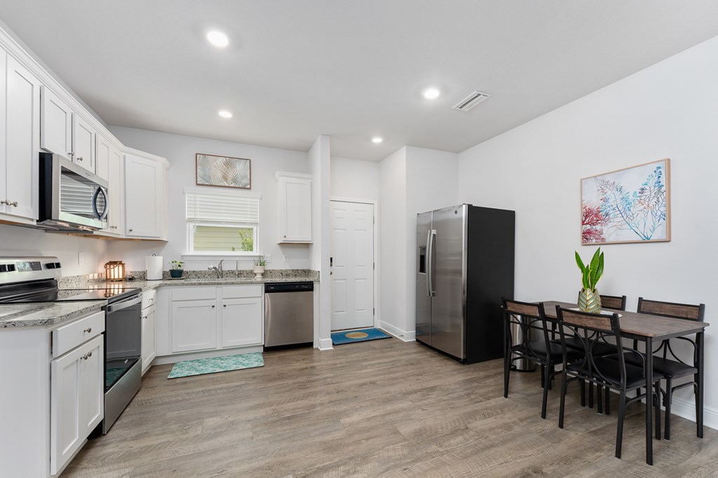 956 Backwater Rd, Port St. Joe 32456