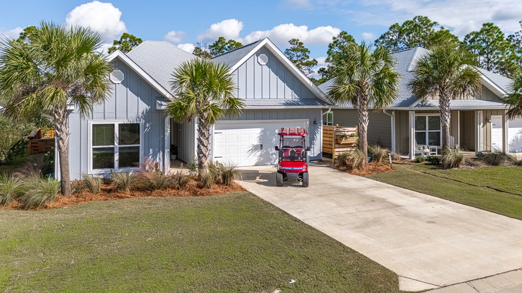 956 Backwater Rd, Port St. Joe 32456