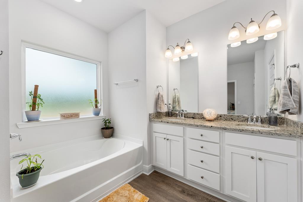 956 Backwater Rd, Port St. Joe 32456