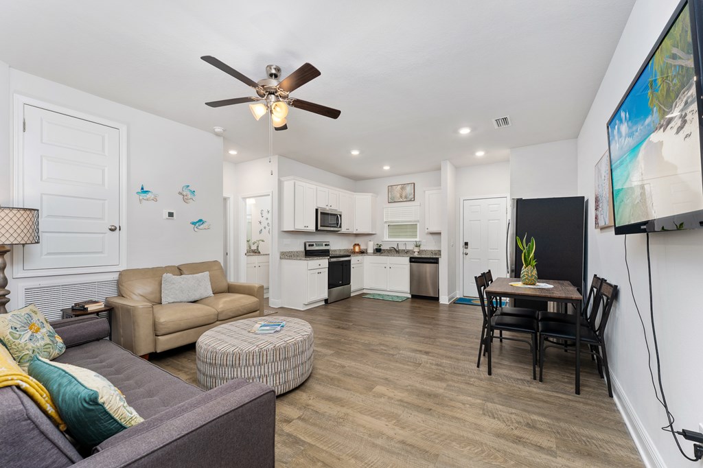 956 Backwater Rd, Port St. Joe 32456