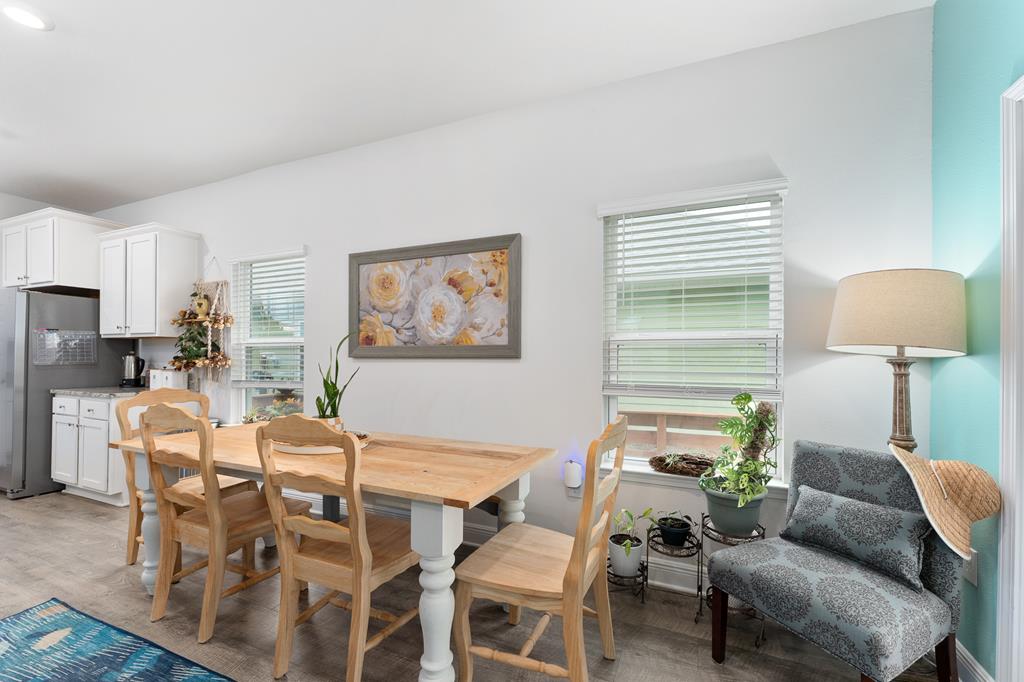 956 Backwater Rd, Port St. Joe 32456