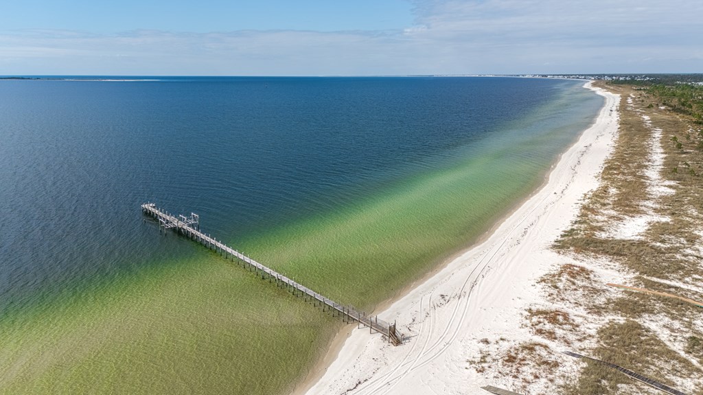 956 Backwater Rd, Port St. Joe 32456