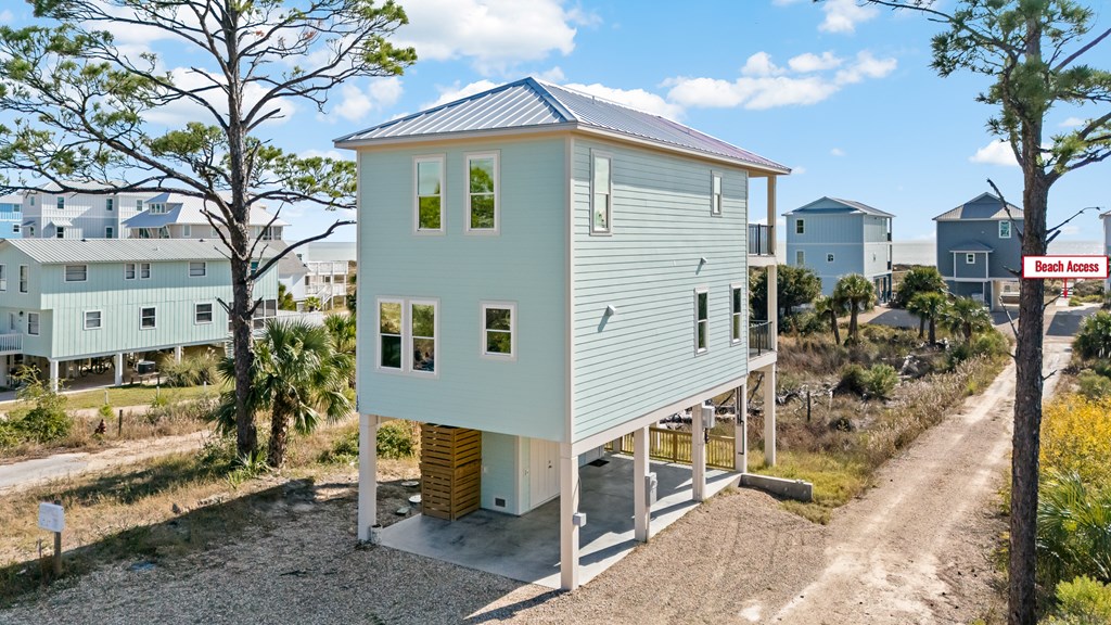 139 Lantana St, 32456