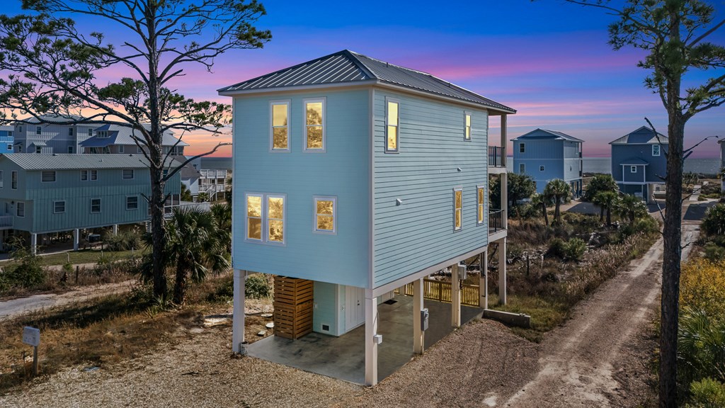 139 Lantana St, 32456