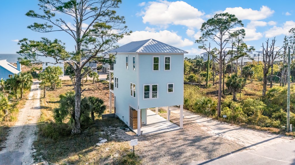 139 Lantana St, 32456