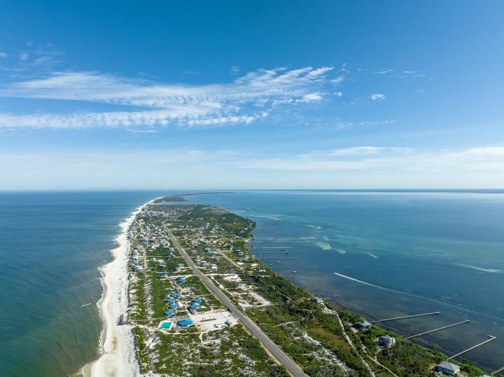 139 Lantana St, 32456