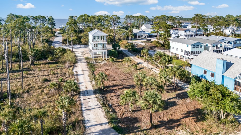 139 Lantana St, 32456