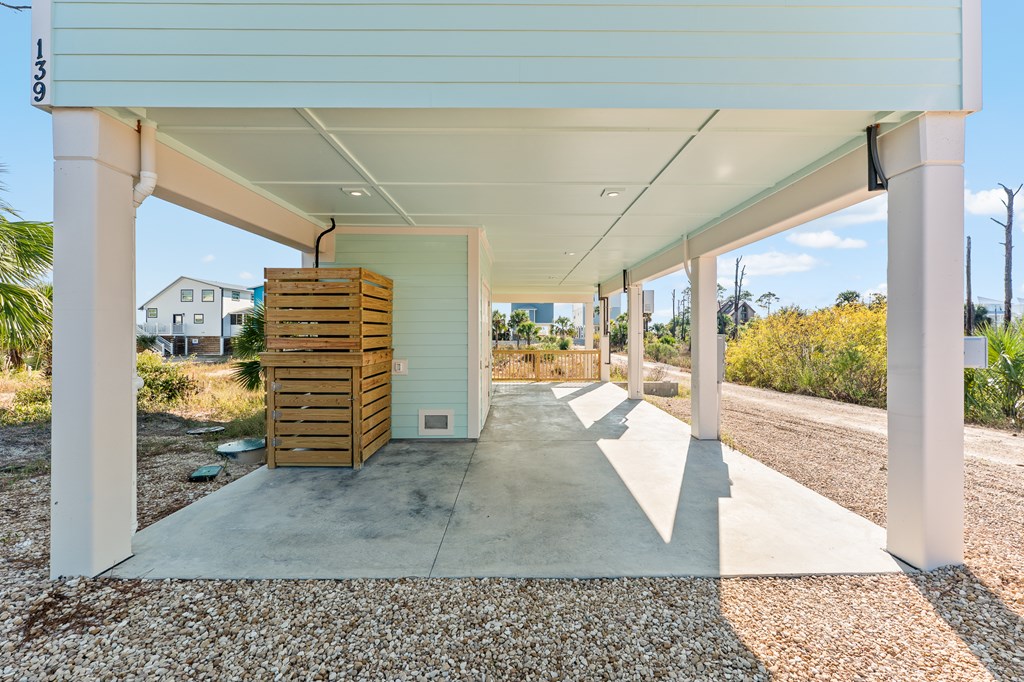 139 Lantana St, 32456