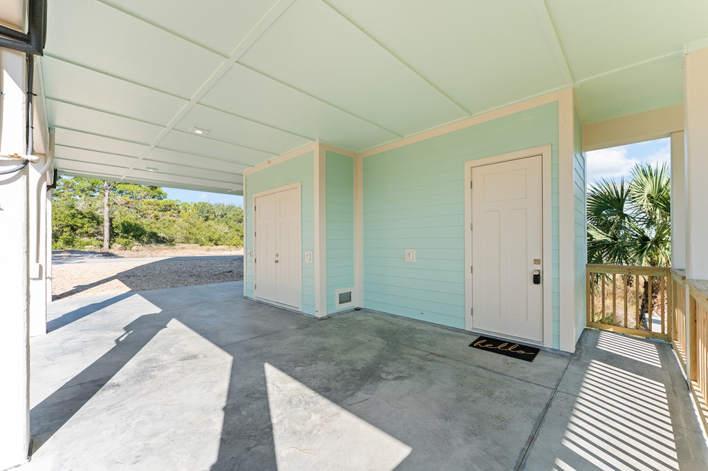 139 Lantana St, 32456