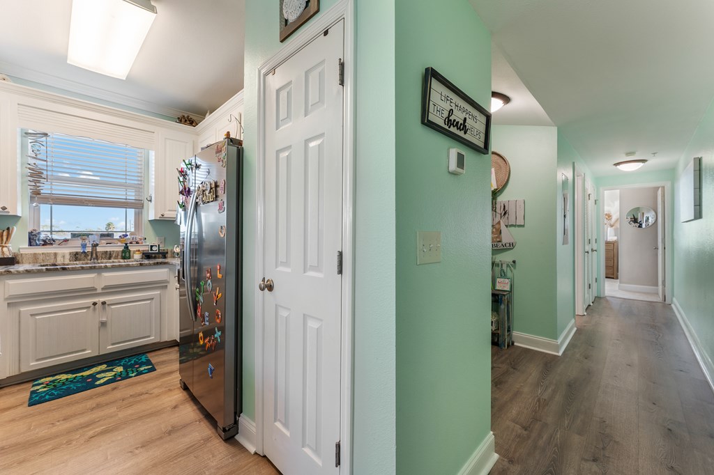 1120 15th St # f, 32456 Unit: 1-f