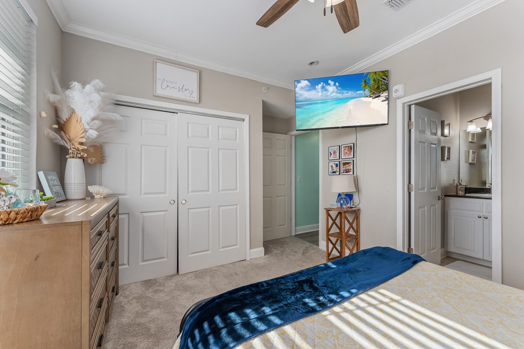 1120 15th St # f, 32456 Unit: 1-f