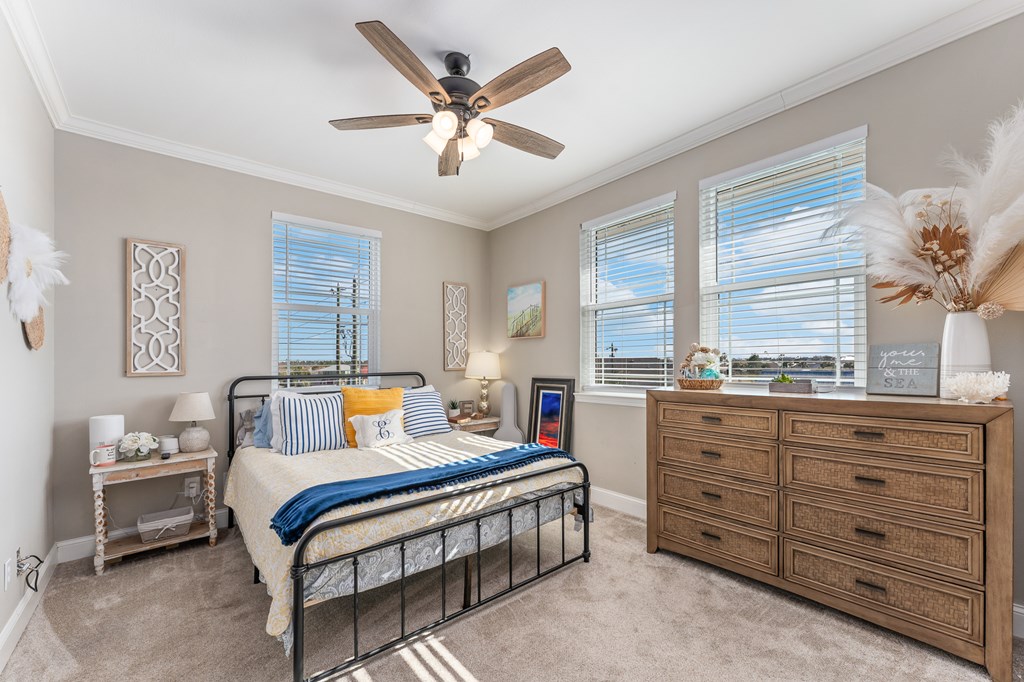 1120 15th St # f, 32456 Unit: 1-f