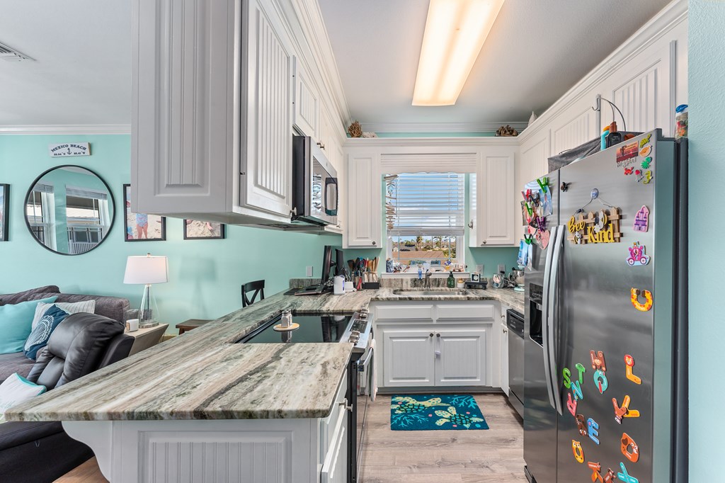 1120 15th St # f, 32456 Unit: 1-f